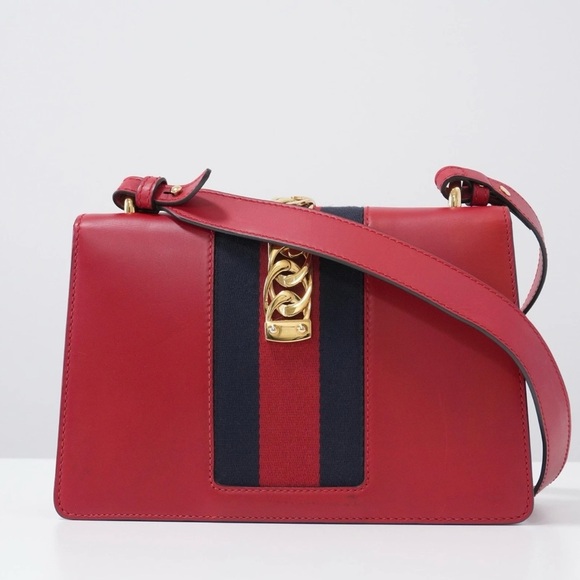 GUCCI Shoulder Bag Bamboo
Crossbody Bag Red Leather Gold Chain 421882001998 - Picture 10 of 13
